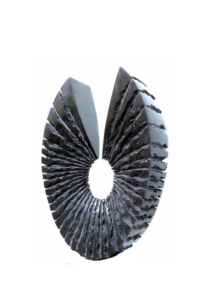 PORTE-BONHEUR / GOOD LUCK CHARM - black Belgian marble - 47 x 33 x 10,5cm / Fragmented bird flight / Le vol d’oiseau ...fragmenté ?
