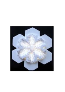 28. SNOWFLAKE - white marble - 47 x 31 x 07 cm / Snow star / Etoile de neige.